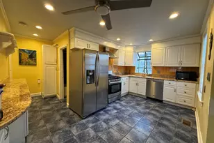 170 Neck St, Weymouth, MA 02191 - Photo 3