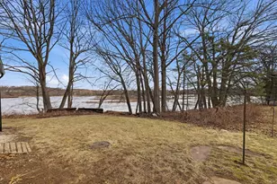 23 Sterling St, Chicopee, MA 01020 - Photo 29