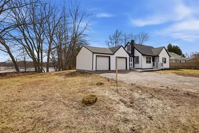 23 Sterling St, Chicopee, MA 01020 - Photo 21