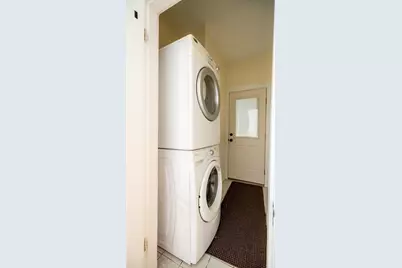 33 Mapleton St #1, Boston, MA 02135 - Photo 11