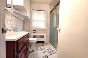 1 Rockland Rd Ct, Auburn, MA 01501 - Photo 5
