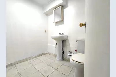 1 Rockland Road Ct, Auburn, MA 01501 - Photo 13