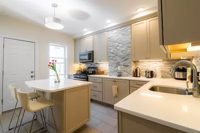 4 Hardwick St #2, Cambridge, MA 02141 - Photo 1