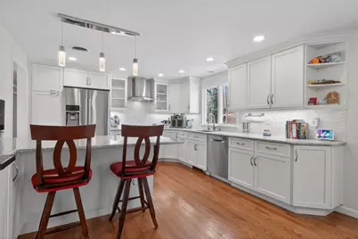 50 Meetinghouse Cir, Needham, MA 02492 - Photo 9