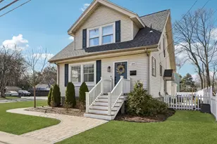 144 Bishop St, Framingham, MA 01702 - Photo 1