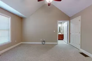 31 Enaya Cir, Worcester, MA 01606 - Photo 25