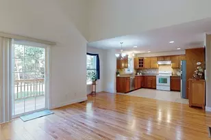 31 Enaya Cir, Worcester, MA 01606 - Photo 13