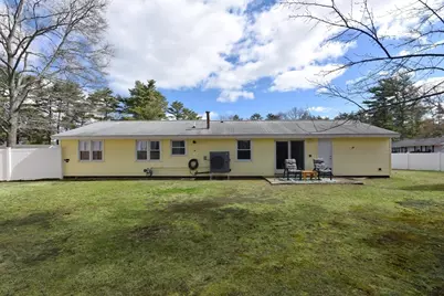 6 Penikese St, Wareham, MA 02576 - Photo 15