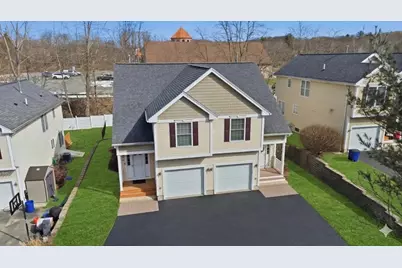 24 Farrwood Pl #24, Haverhill, MA 01835 - Photo 3