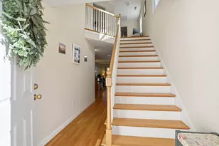 24 Farrwood Pl, Haverhill, MA 01835 - Photo 5