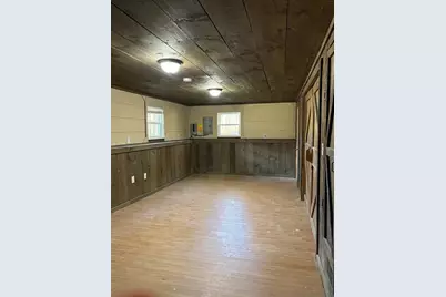 330 Pleasant St, Pembroke, MA 02359 - Photo 11