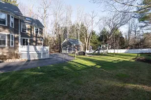 556 Wellesley St, Weston, MA 02493 - Photo 37
