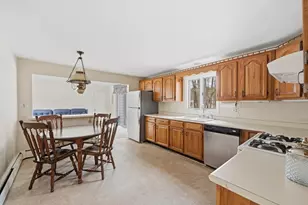 5 Clare Cir, Westford, MA 01886 - Photo 9