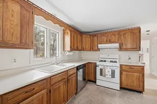 5 Clare Cir, Westford, MA 01886 - Photo 11