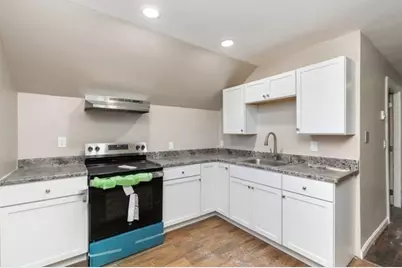 31 Garfield, Lawrence, MA 01843 - Photo 9