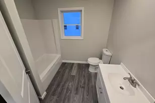 184 Howard St, Ludlow, MA 01056 - Photo 7