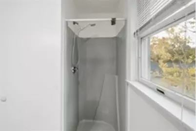 22 Juniper St, Lowell, MA 01852 - Photo 25