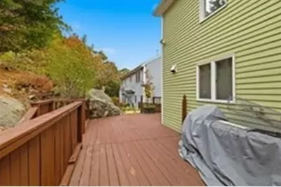 22 Juniper St, Lowell, MA 01852 - Photo 7