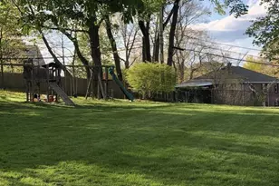 9 Reservoir Rd, Brookline, MA 02467 - Photo 15