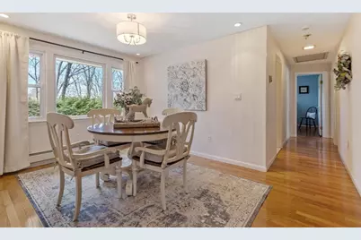 18 Howe Ave, Shrewsbury, MA 01545 - Photo 11