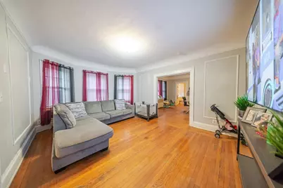 570-572 Dickinson St, Springfield, MA 01108 - Photo 7