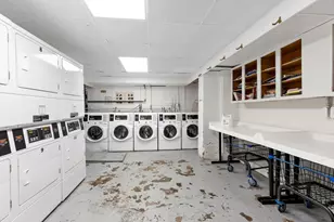 378 Riverway, Boston, MA 02115 - Photo 17