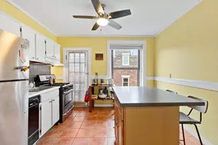378 Riverway, Boston, MA 02115 - Photo 15
