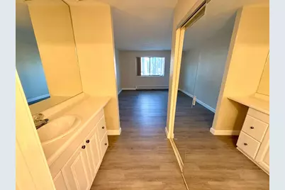 915 Edgell Rd #61, Framingham, MA 01701 - Photo 3