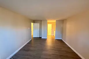 915 Edgell Rd, Framingham, MA 01701 - Photo 5