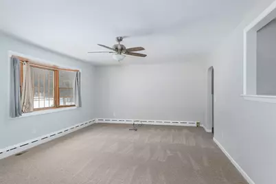 105 Railroad St, Belchertown, MA 01007 - Photo 17
