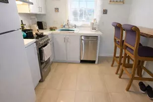 32 Colony Rd, West Springfield, MA 01089 - Photo 3