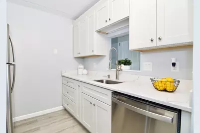 22 Maple Crest Cir #E, Holyoke, MA 01040 - Photo 19