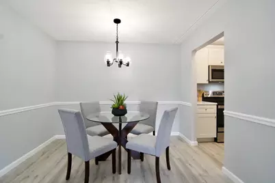 22 Maple Crest Cir #E, Holyoke, MA 01040 - Photo 11