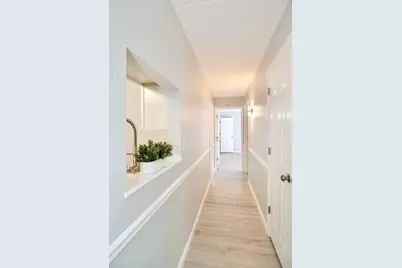 22 Maple Crest Cir #E, Holyoke, MA 01040 - Photo 21