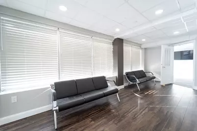 377 Shrewsbury St, Worcester, MA 01604 - Photo 7