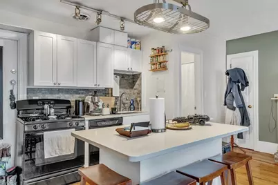 16 Hancock St #5R, Boston, MA 02114 - Photo 1