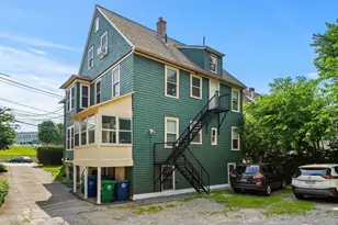 36 Willow St, Newton, MA 02459 - Photo 3