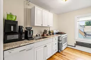 36 Willow St, Newton, MA 02459 - Photo 7