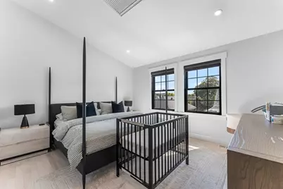 11 Lowell St #B, Arlington, MA 02476 - Photo 17