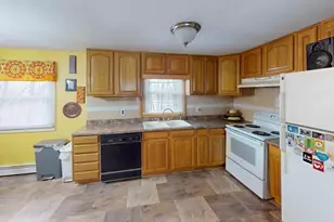 120 Senna Rd, Fitchburg, MA 01420 - Photo 11