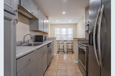 8 Laurelwood Dr #8, Hopedale, MA 01747 - Photo 13