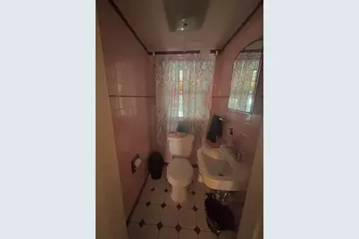 127 Melha Ave, Springfield, MA 01104 - Photo 23