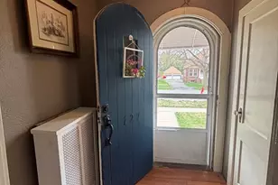 127 Melha Ave, Springfield, MA 01104 - Photo 11