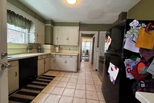 127 Melha Ave, Springfield, MA 01104 - Photo 5