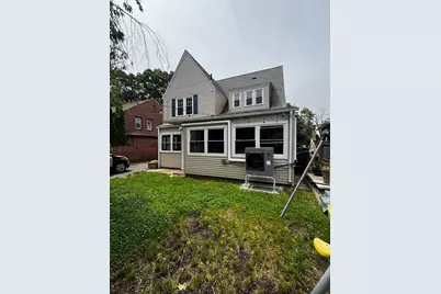 127 Melha Ave, Springfield, MA 01104 - Photo 7