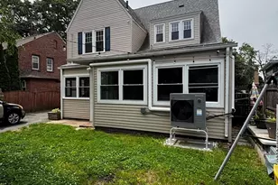 127 Melha Ave, Springfield, MA 01104 - Photo 7