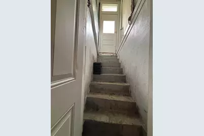 127 Melha Ave, Springfield, MA 01104 - Photo 35