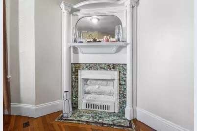 27 Brinsley St, Boston, MA 02121 - Photo 7