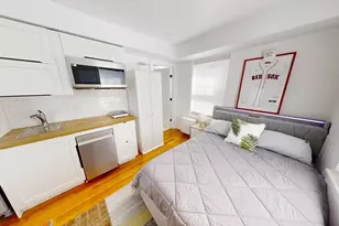 36 Shepard St, Boston, MA 02135 - Photo 5