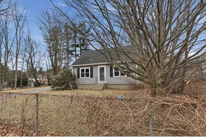 913 Lancaster Street, Leominster, MA 01453 - Photo 35